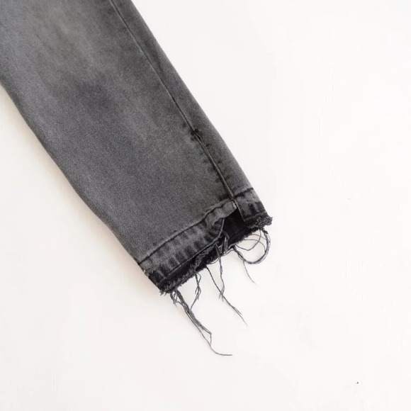 Free People We The Free Black Crop with Raw Hem Denim Jeans Size 25 - Picture 3 of 12